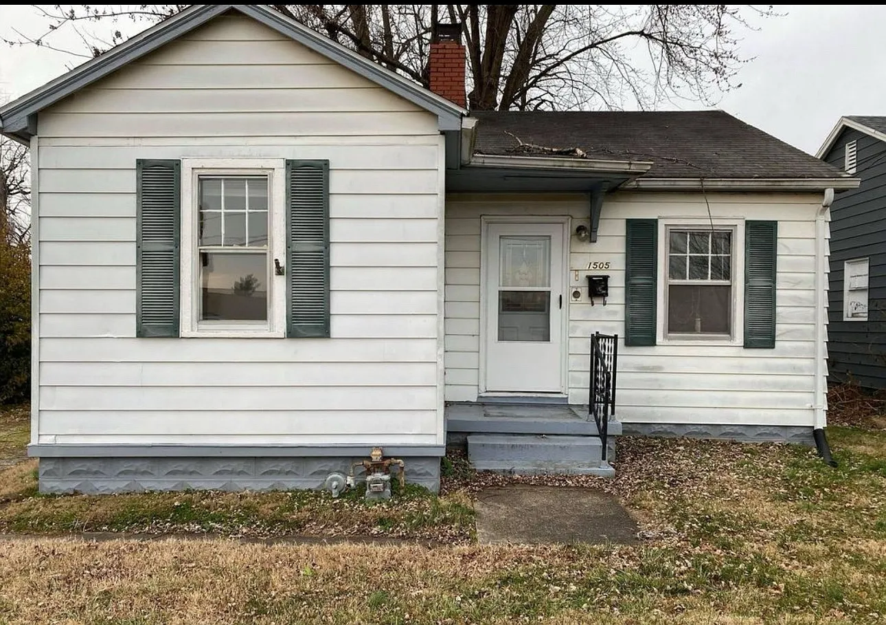 2 bed, 712 sqft, $1,050 — Photo 1