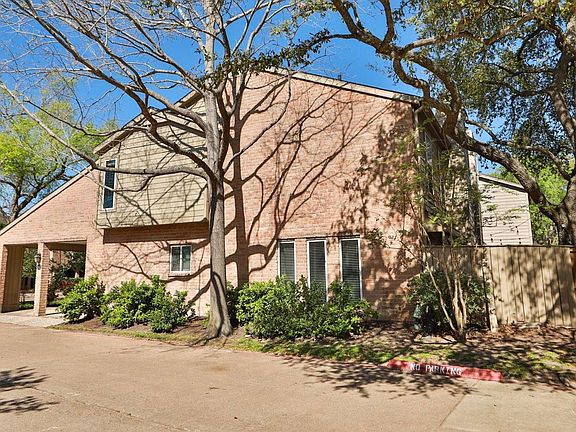 3rd image of 9400 Doliver Dr APT 60