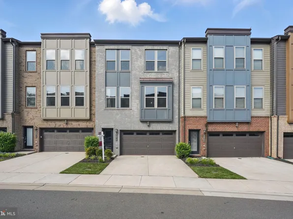 9870 Buchanan Loop, Manassas, VA 20110