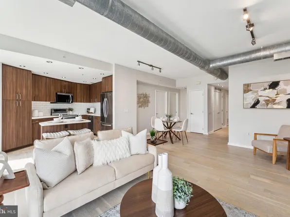 3409 Wilson Blvd Unit 312, Arlington, VA 22201