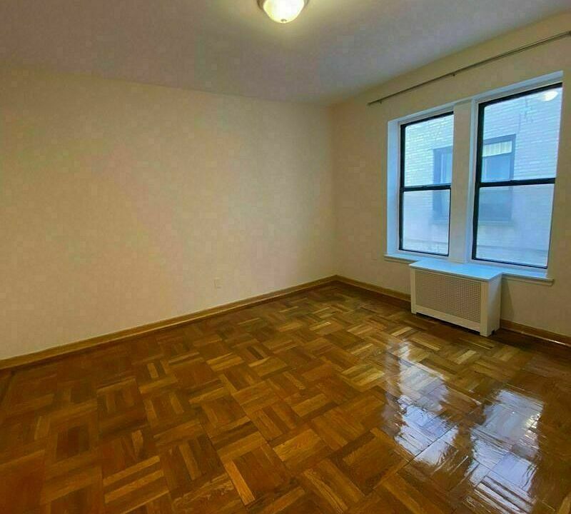 2nd image of 302 Marine Ave #B14