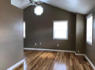 733 1/2 S Jackson St, Casper, WY 82601