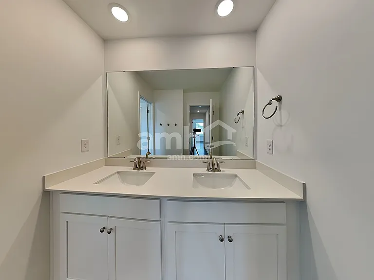 1016 Bevington Dr — Photo 13