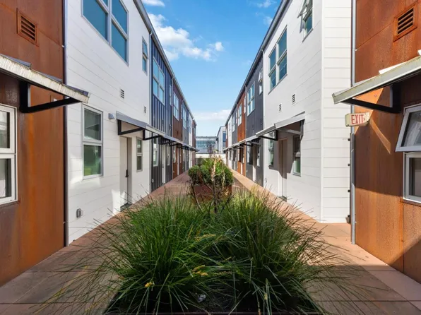 202 Panetta Ave #1, Santa Cruz, CA 95060