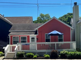 805 Lions Park Dr, Saint Joseph, MI 49085