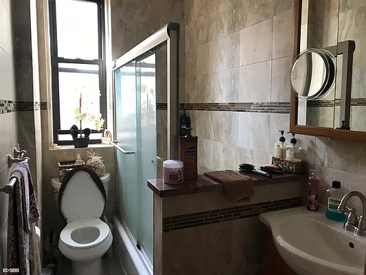 Rented by Citi Habitats | media 11