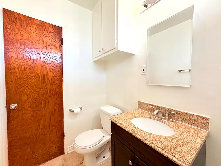 953 Wilcox Ave — Photo 18