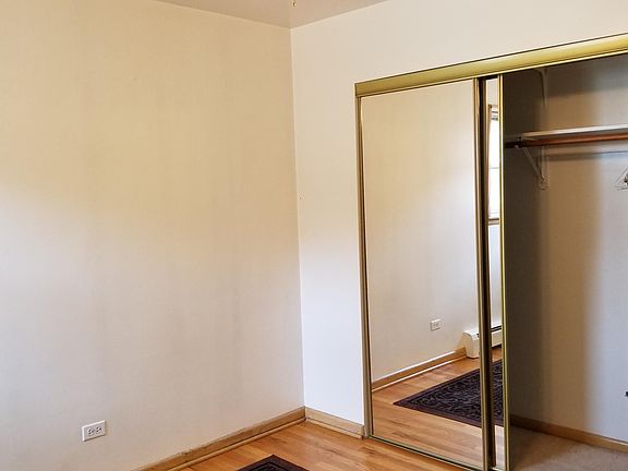 5th image of 7410 N Harlem Ave APT 2E