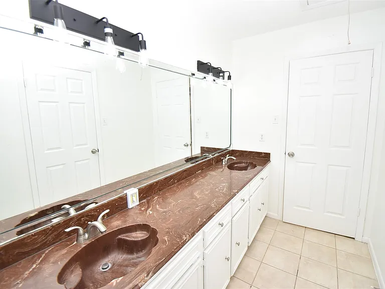 82 Harbor Ln — Photo 23