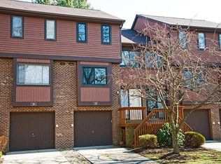 1202 Forest Edge Ct, Wexford, PA