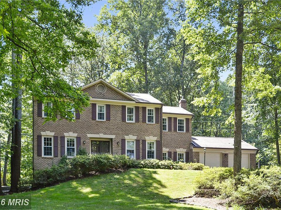 1st image of 11011 Highridge St