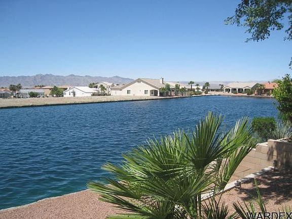 2nd image of 6093 S Bella Vista Dr
