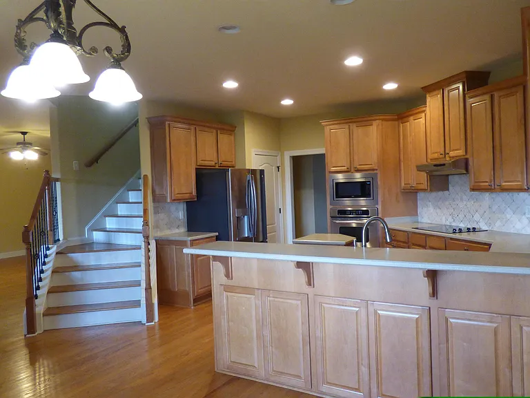 100 Mayfair Ct — Photo 15