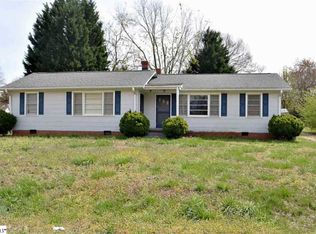 40 Echols Dr, Greenville, SC 29605
