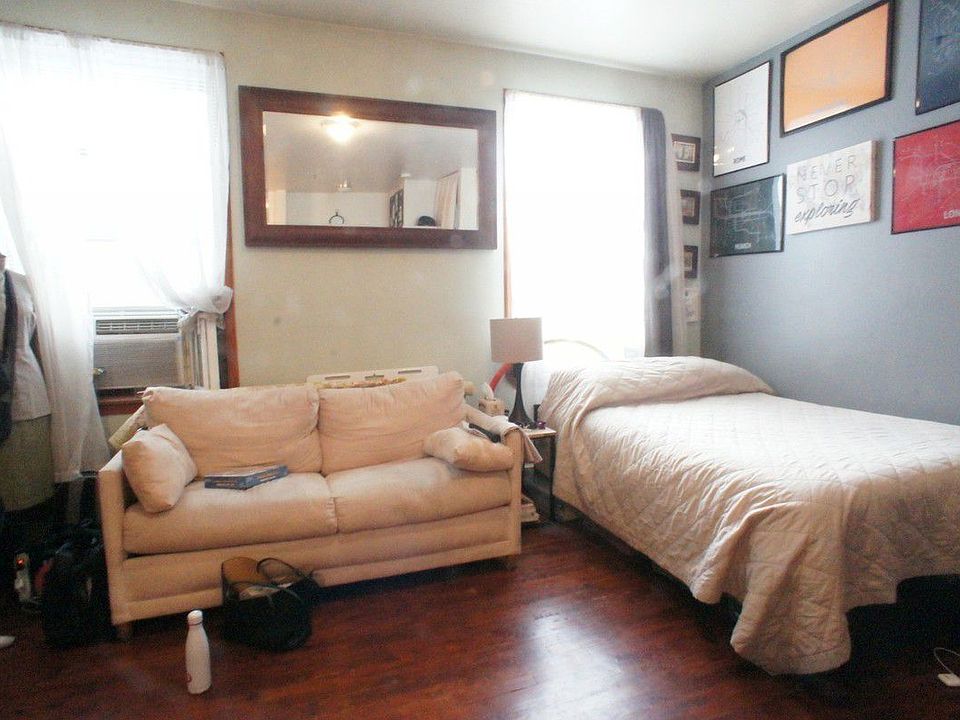 1st image of 135 W 122nd St APT 4
