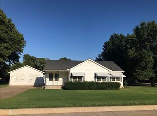 2301 N Bell Ave, Shawnee, OK 74804