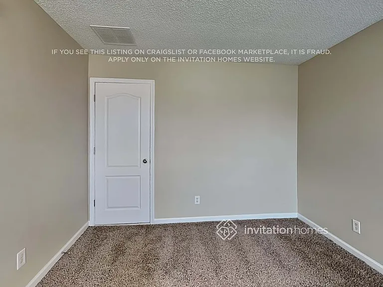 5026 Yankee Doodle Dr — Photo 13