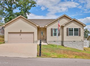 75 Brittney Ln, Paris, TN 38242