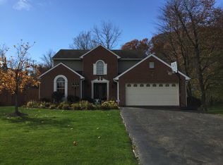 1332 Woodhill Dr, Gibsonia, PA 15044