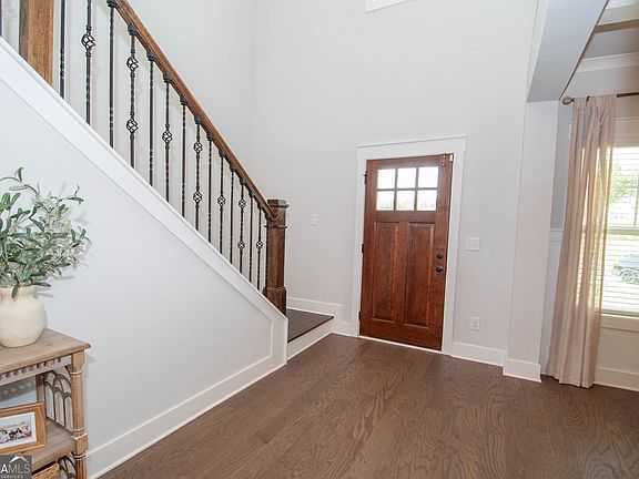3rd image of 69 Ellabelle Ct