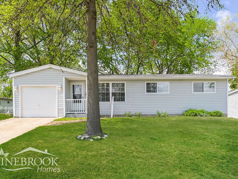 1st image of 1635 Beverly Dr