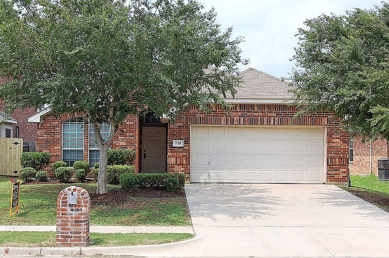 1st image of 728 Silverbrook Dr