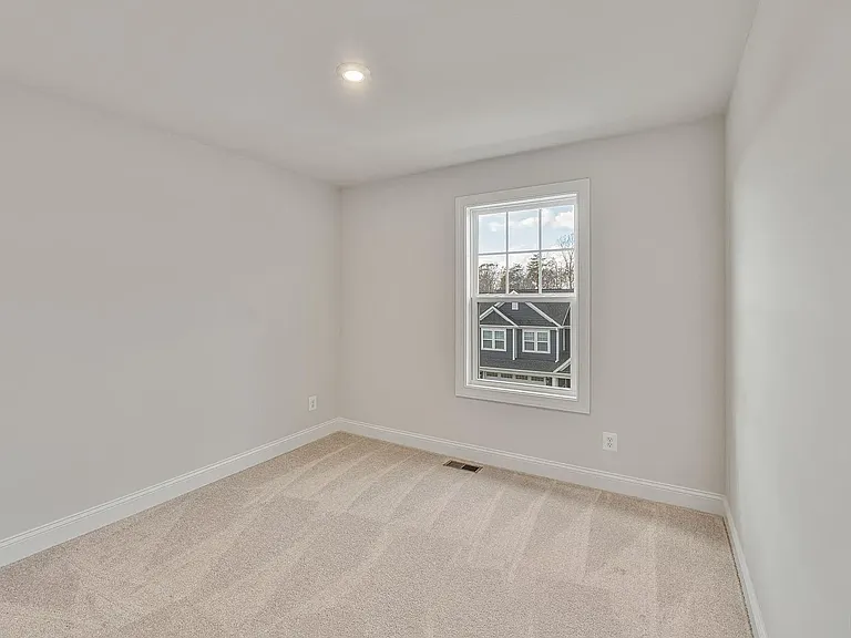 1320 Laconia Ln — Photo 45