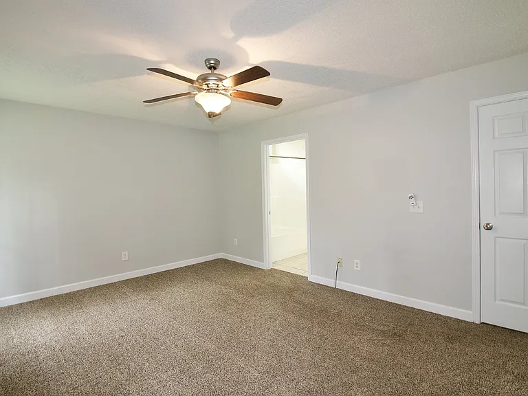 129 Lori Ln — Photo 34