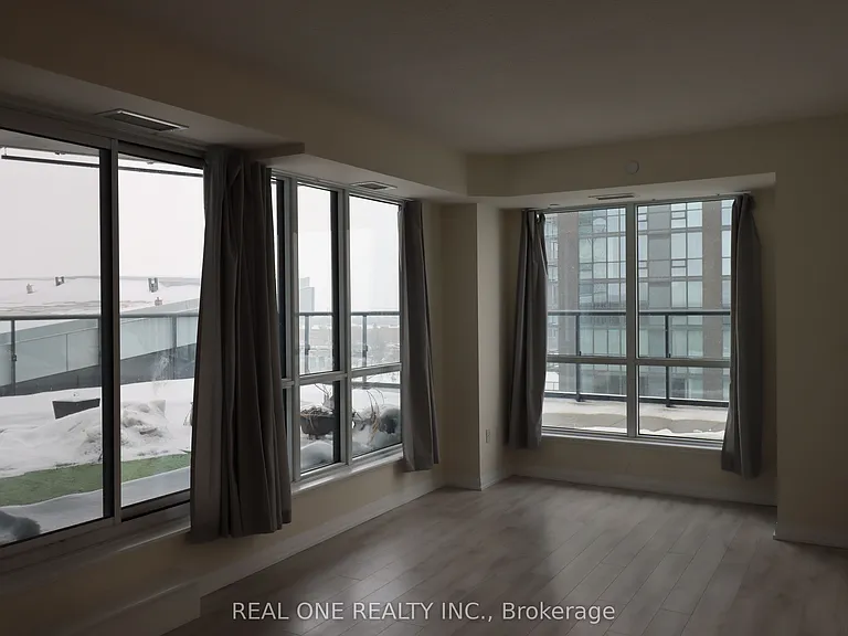 65 Watergarden Dr #403 — Photo 8