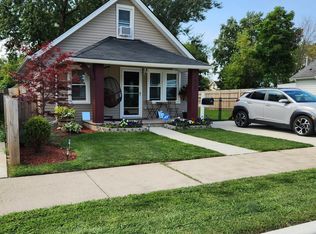 8100 Toepfer Rd, Warren, MI 48089