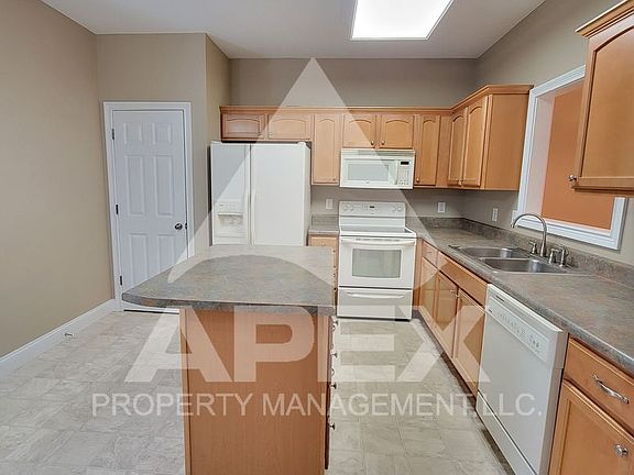 4th image of 4118 Cletus Way