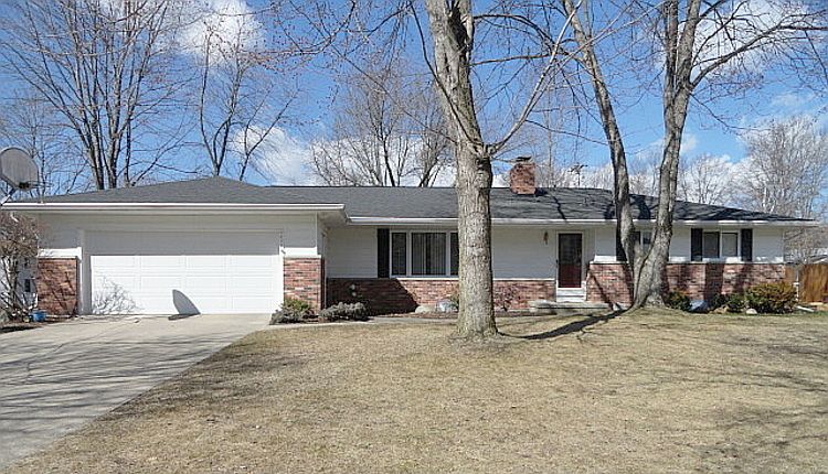 This exceptional 3 bedroom ranch with 2 full baths is in move in condition and awaits new owners!  You'll absolutely love the gorgeous new kitchen with a very large eating area that's nicely open to the very comfortable living room with a floor to ceiling brick fireplace!  You're surely enjoy the nice and bright finished basement as well!  Why not give us a call and let us show you this very sharp home within easy walking distance to Woodcrest Elementary today!