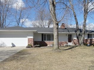 2912 Valorie Ln, Midland, MI