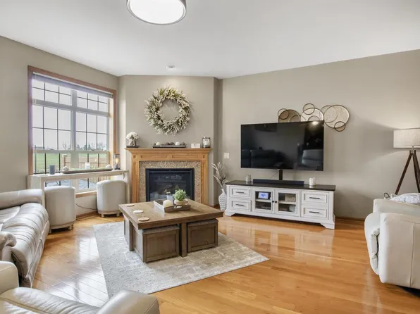 1028 20th Street #3, Prairie Du Sac, WI 53578
