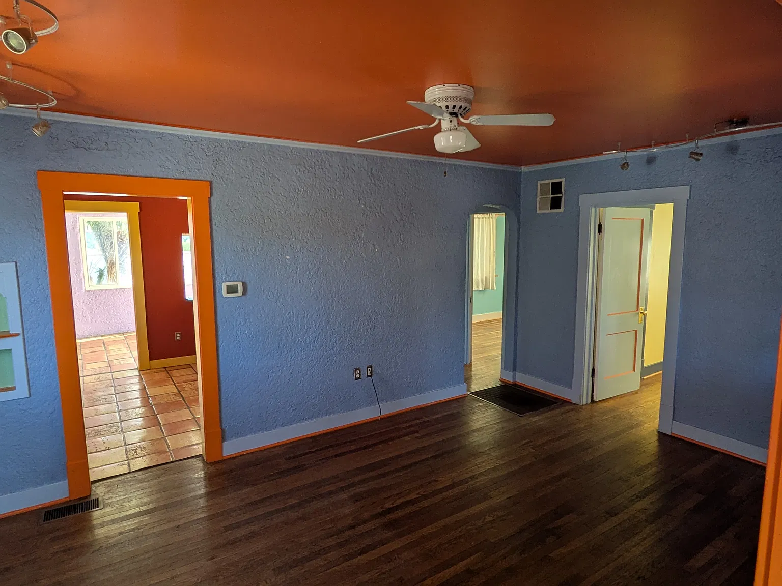 2 bed, 912 sqft, $1,650 — Photo 1
