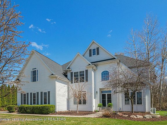 2nd image of 16875 Black Walnut Ln