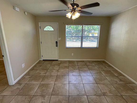 5th image of 5393 Lily St #1