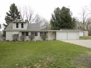 1418 Woodland Bch, Battle Creek, MI