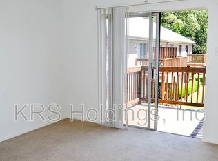 7722 Colonial Point Ln #13-B, Gloucester Pt, VA 23062