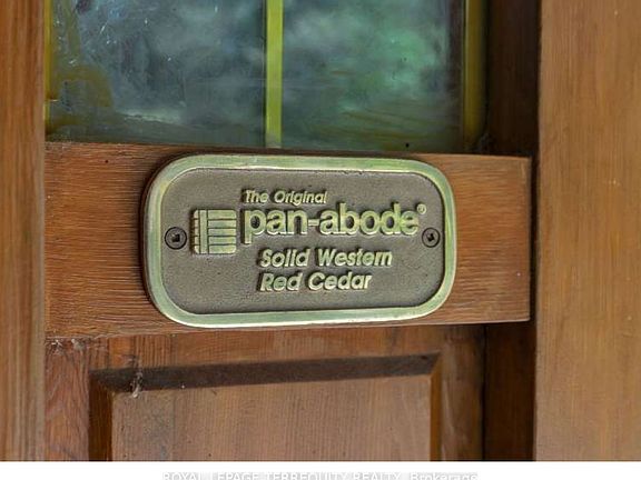 4th image of 2668 McDonald Rd