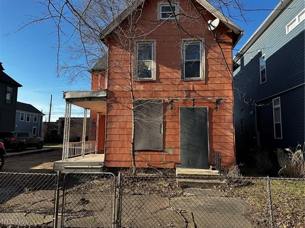 4516 Clinton Ave, Cleveland, OH 44102