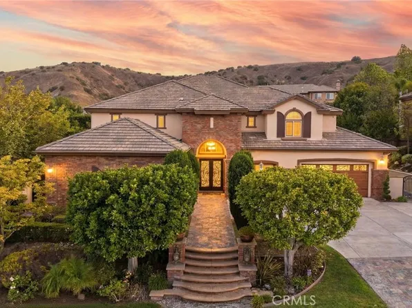 19853 Red Roan Ln, Yorba Linda, CA 92886