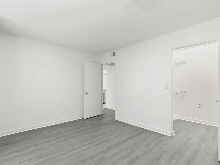 Avana Lakeview — Photo 8