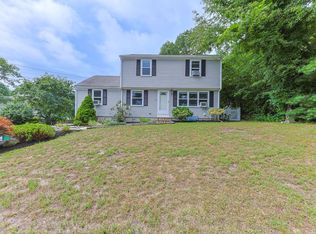 33 Lakefield Rd, South Yarmouth, MA 02664