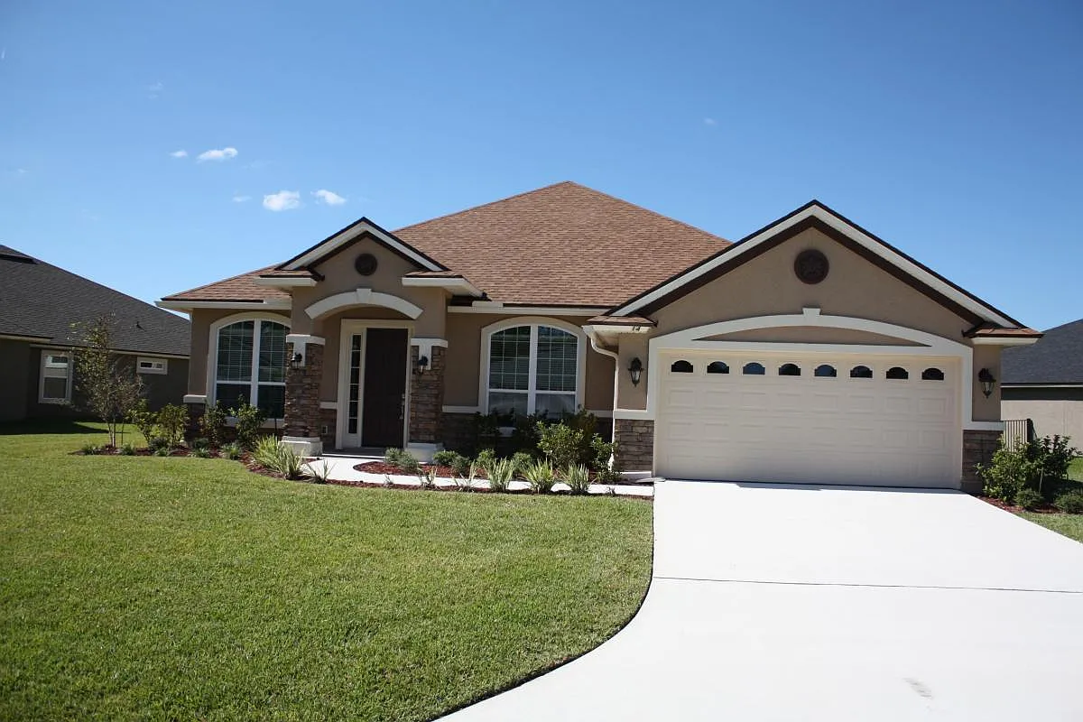 214 Flora Lake Circle — Photo 1