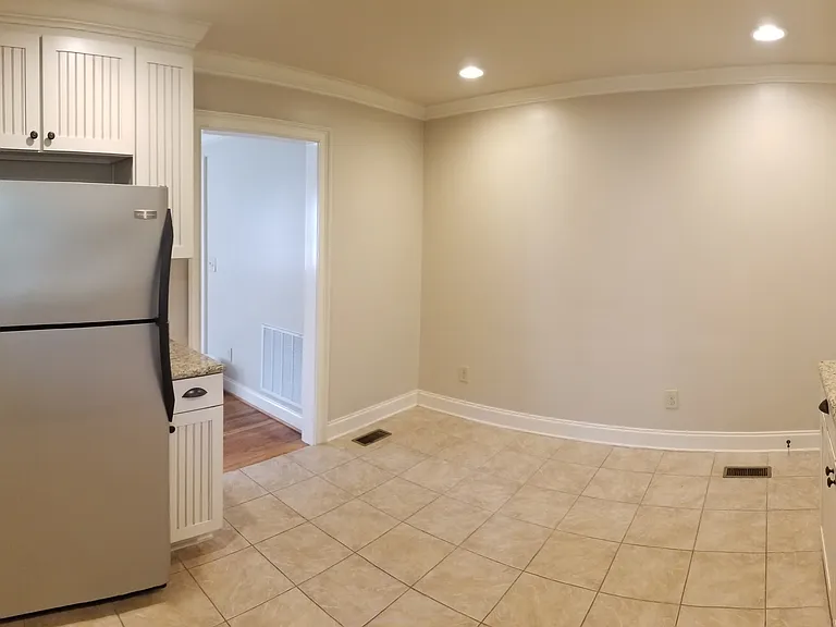 2614 Cartier Dr — Photo 7
