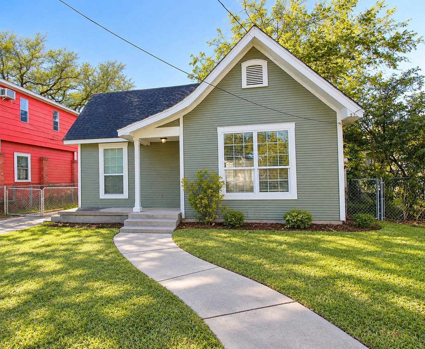 2 bed, 1.5 bath, 1120 sqft, $1,450 — Photo 1
