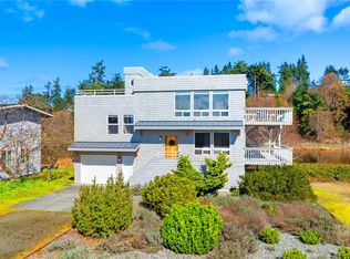 86 Keystone Avenue, Coupeville, WA 98239
