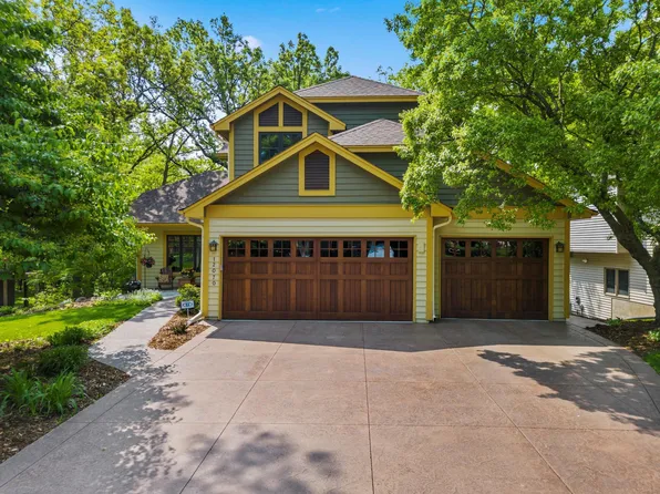 12070 Gantry Ct, Apple Valley, MN 55124