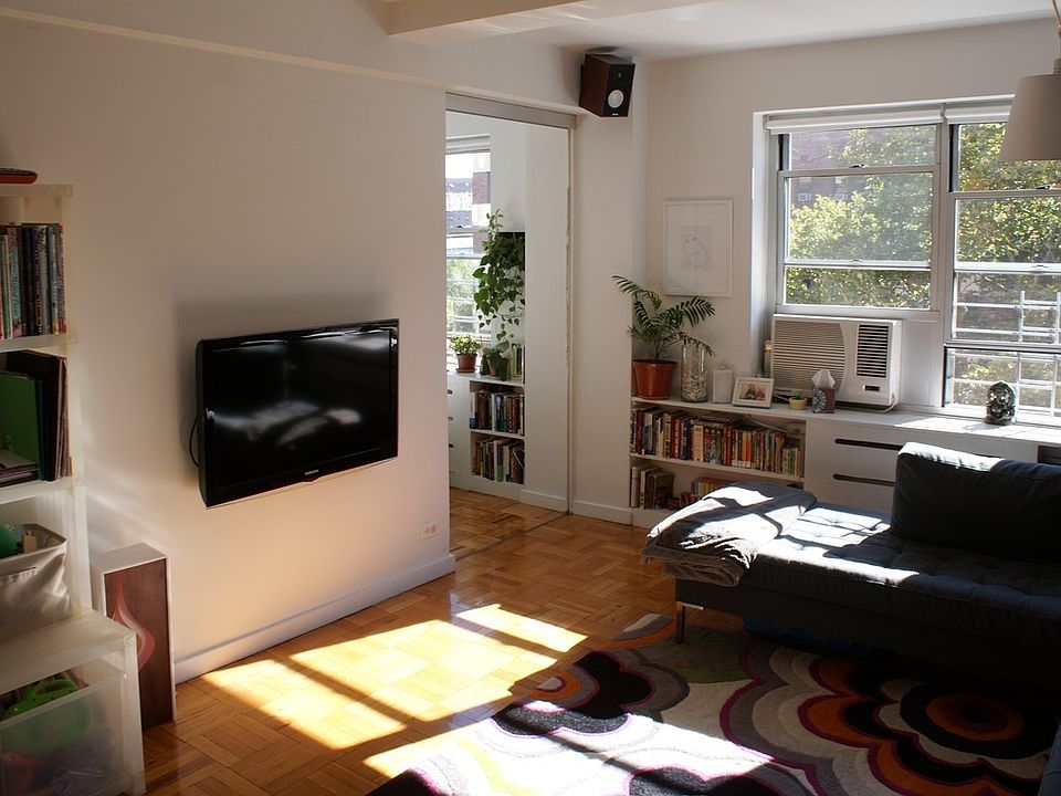 1st image of 500 Grand St #B5d